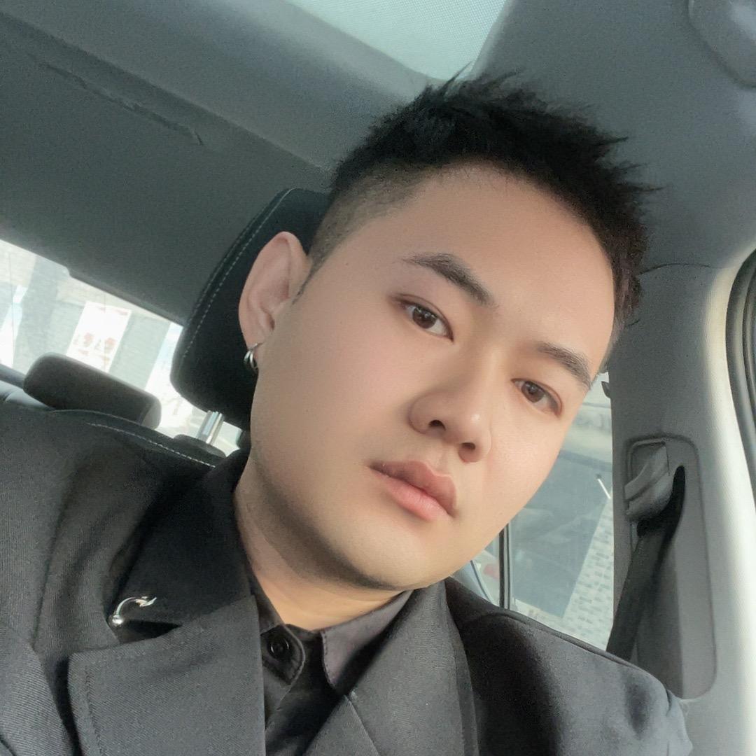 阜新 短发故事 石宇.