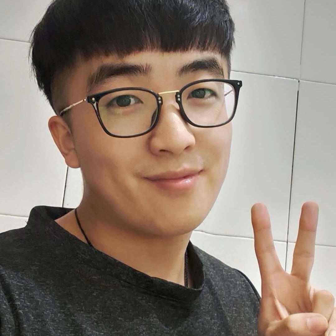 体育场麦霸🎙️
