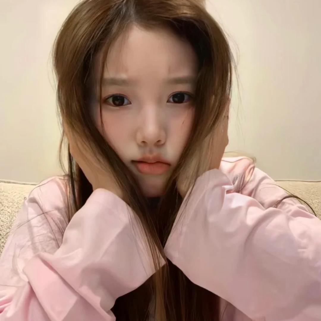 双手插兜