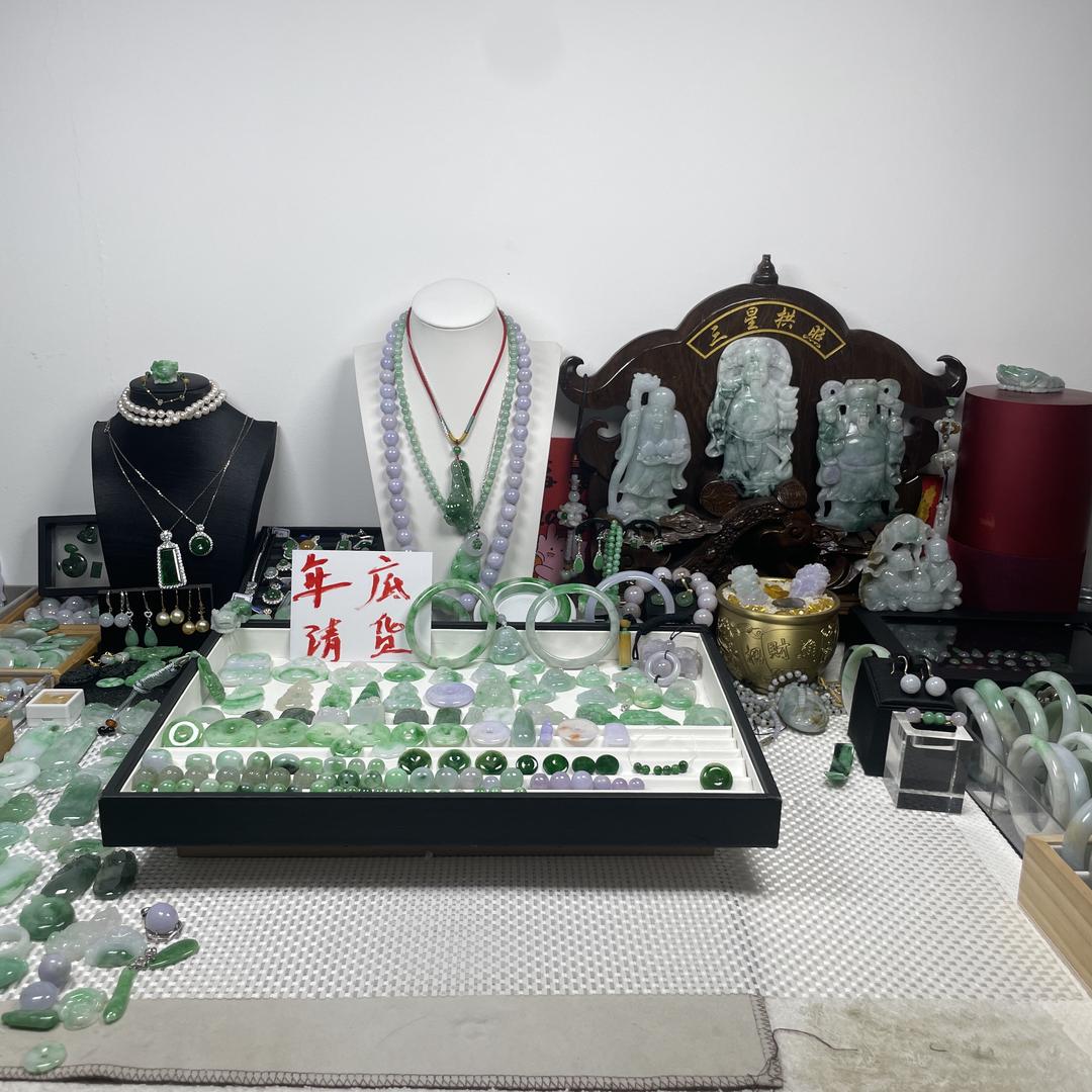 享购翡翠珠宝定制