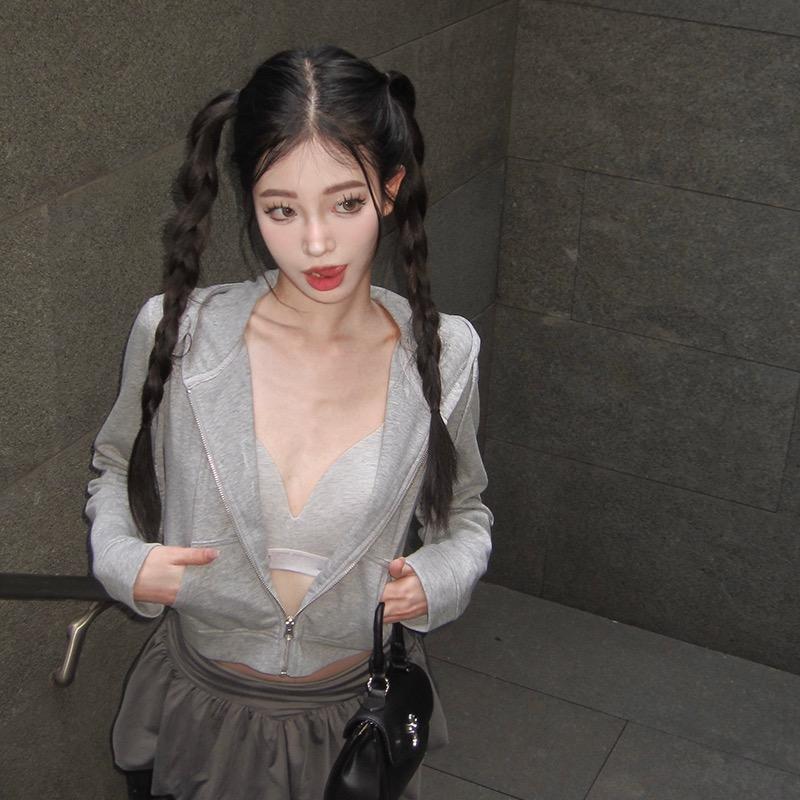 心茶广州岑永贸易有限公司时尚女装专卖店