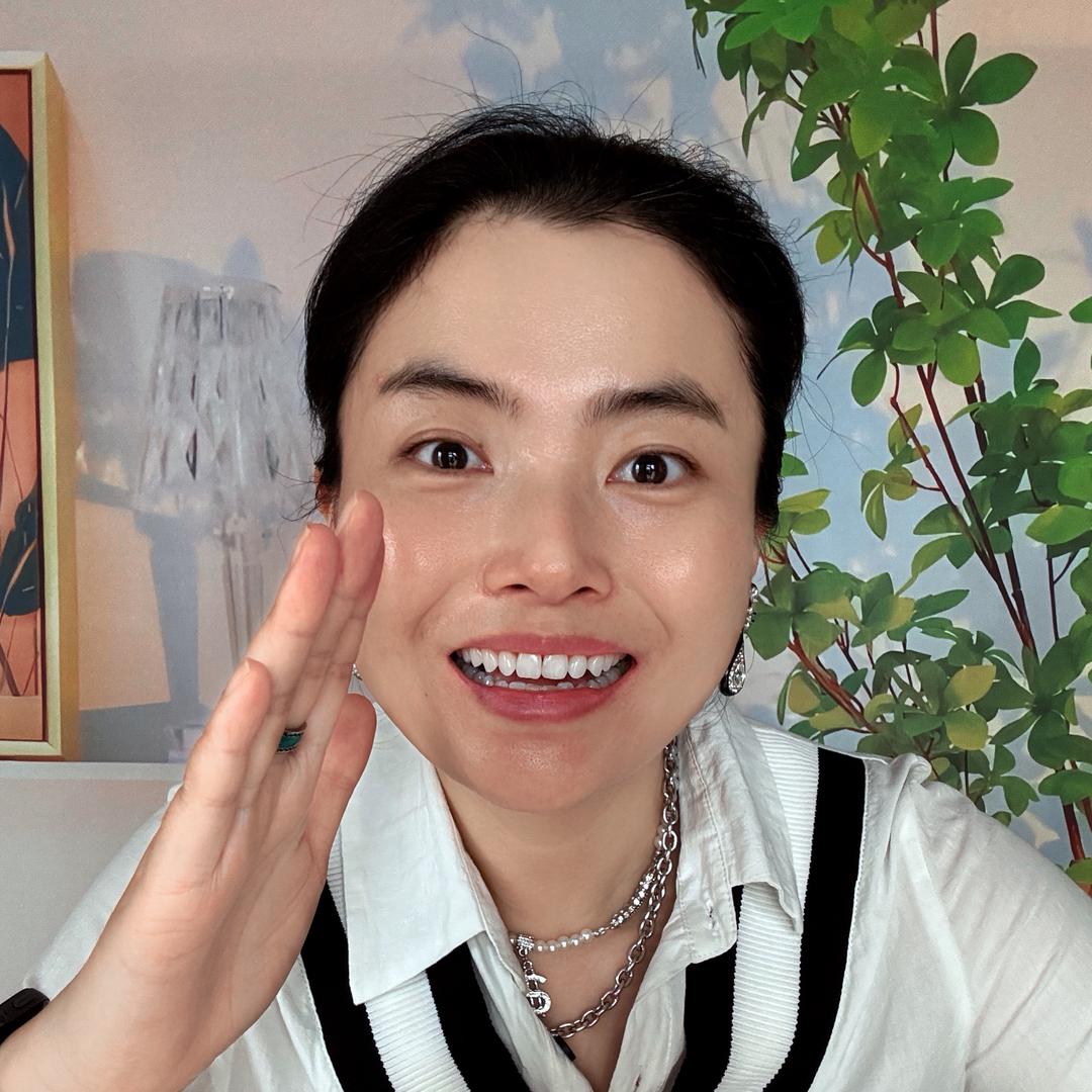 红大紫是小艾妈