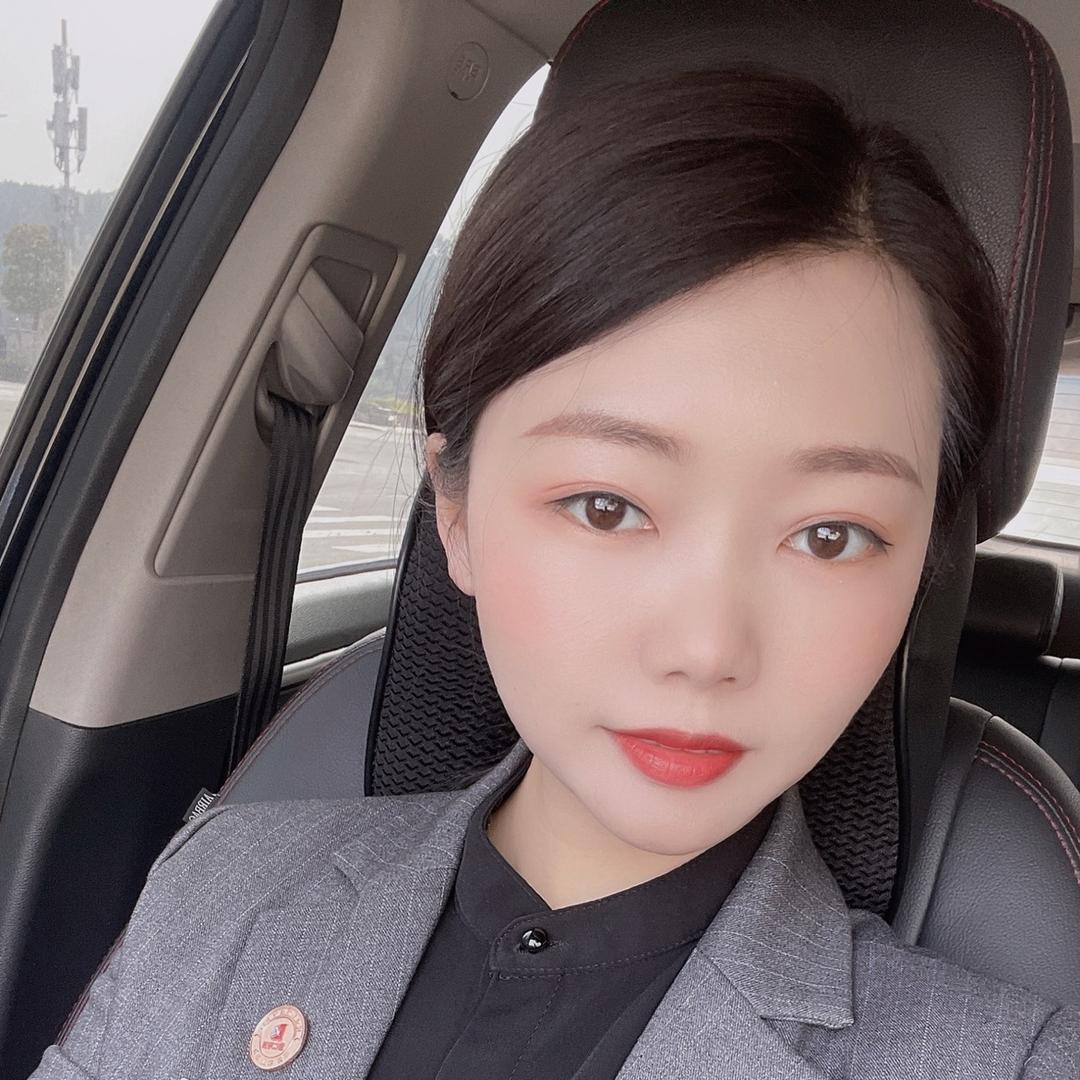 成都买房找莉莉