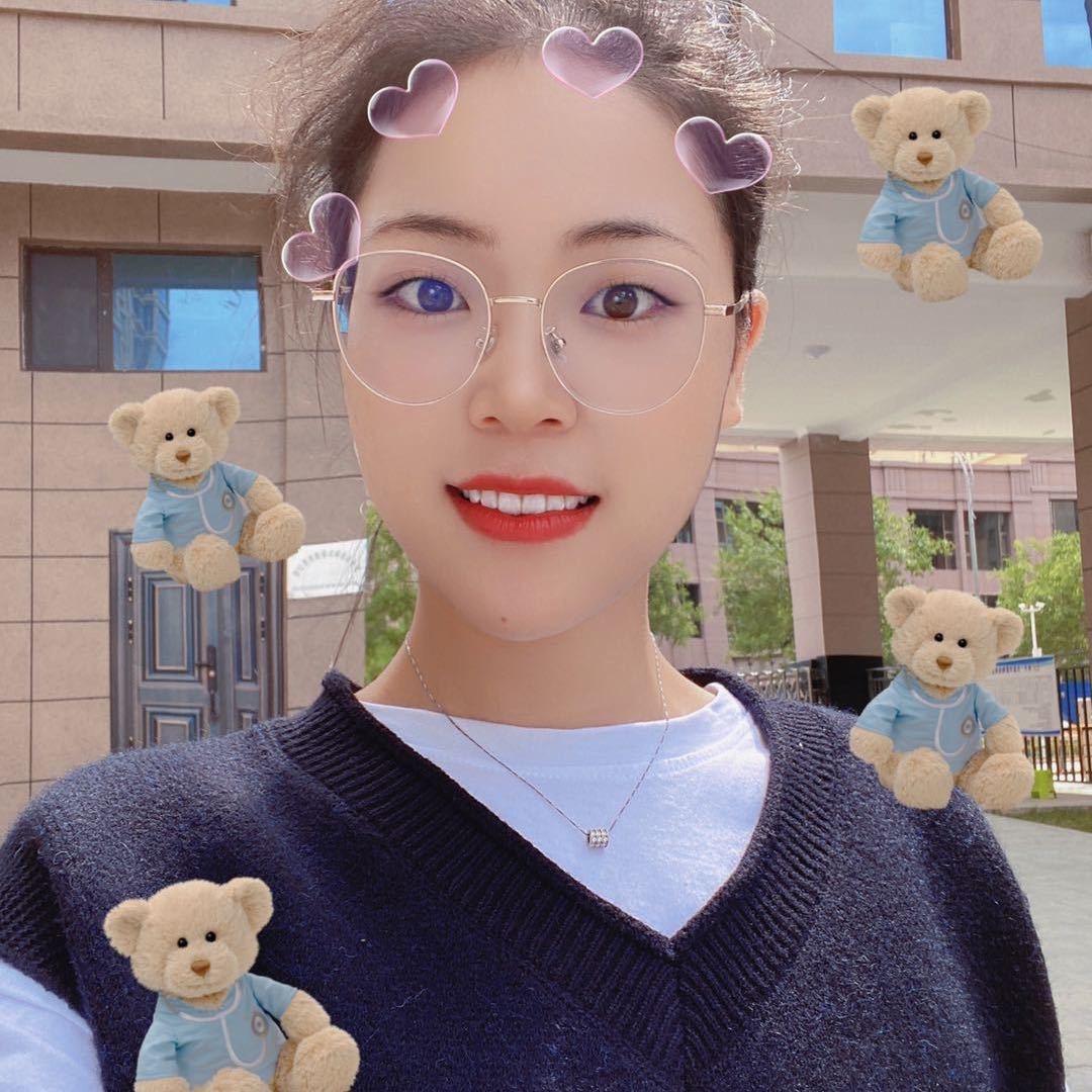 遇事不慌张女士