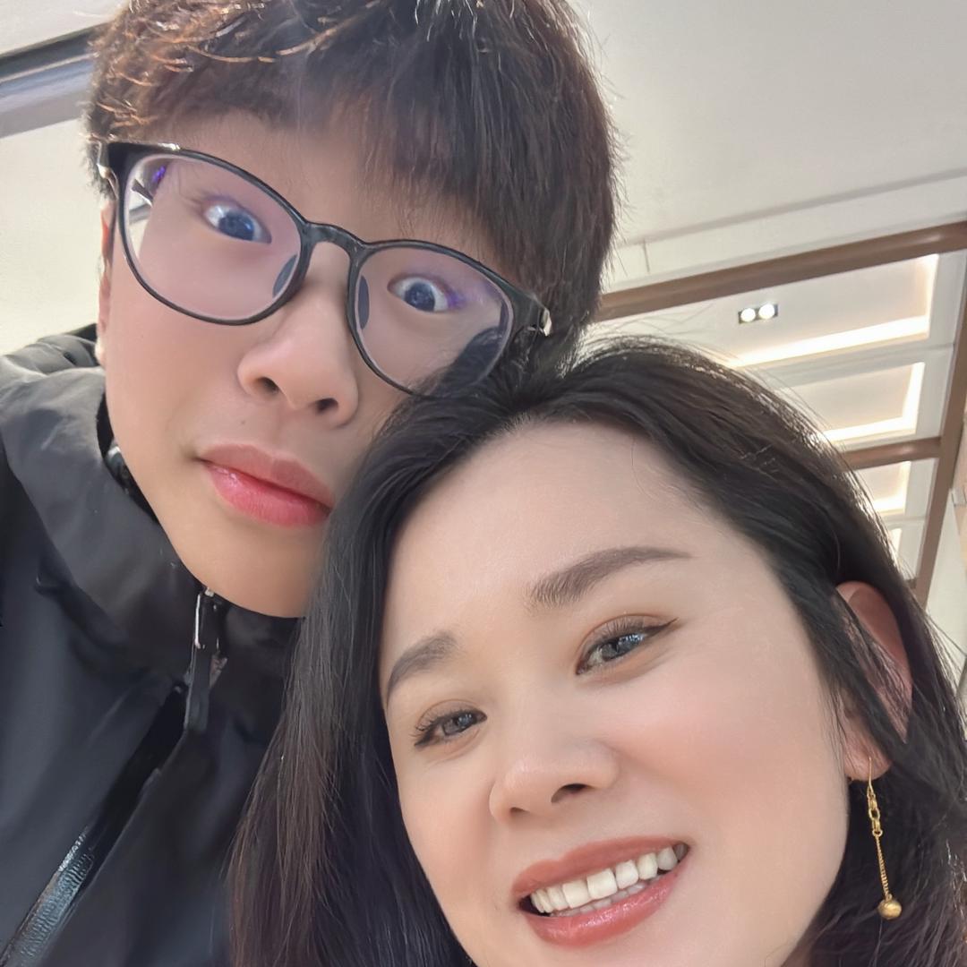 @璐璐