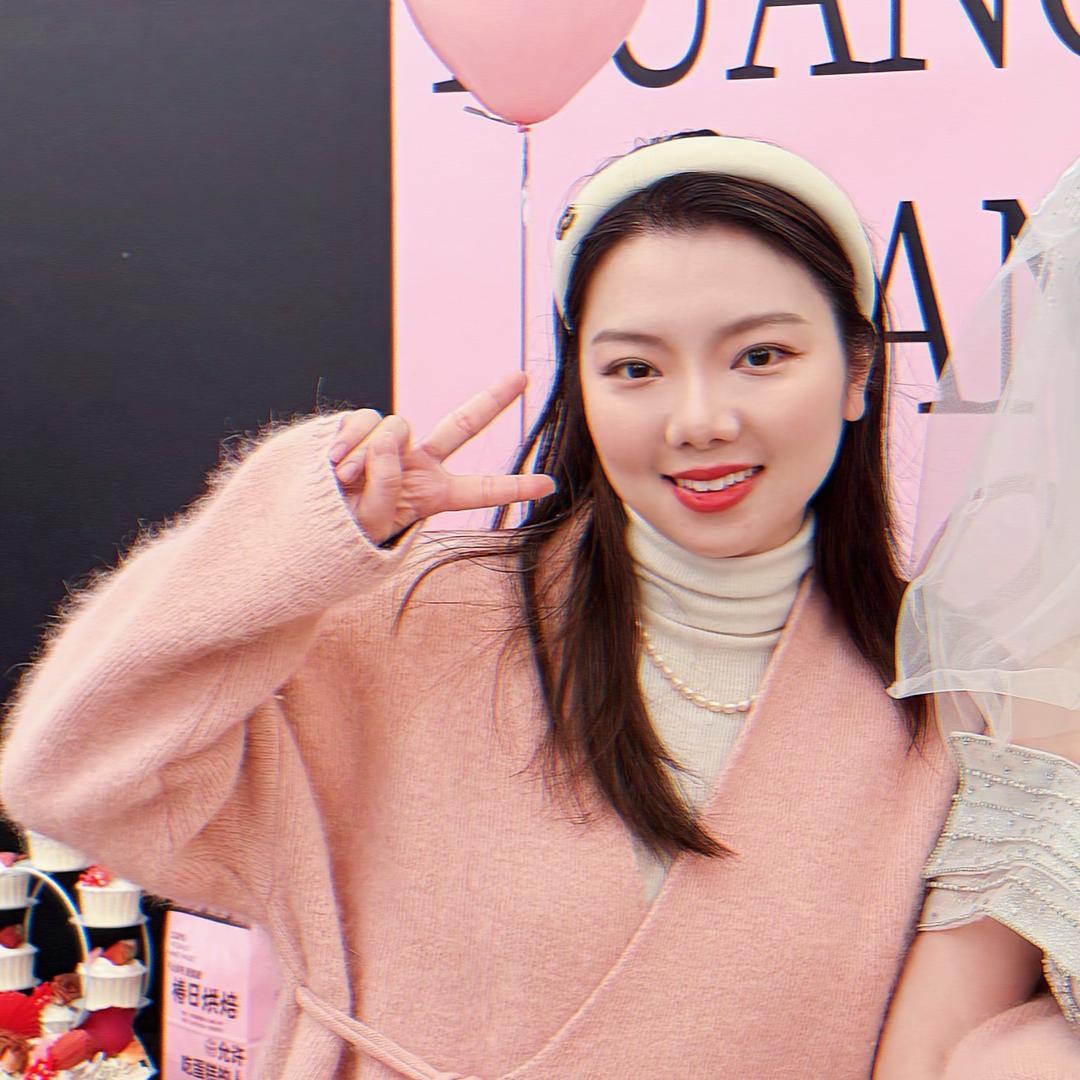 心声口才周周老师