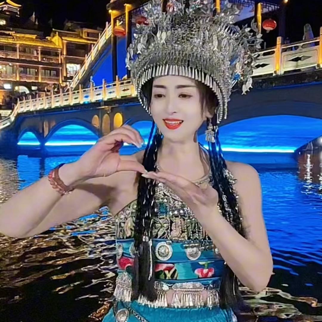 潇月🌹凤舞《收徒》
