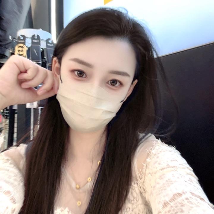 ____白月光✨