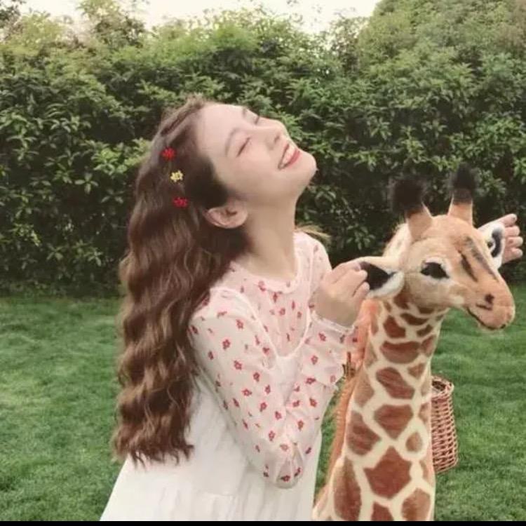 爱吃奶油爱美妆
