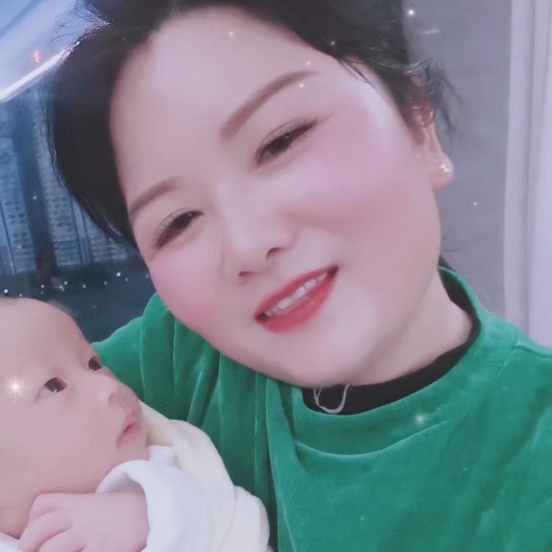护理母婴金牌月嫂