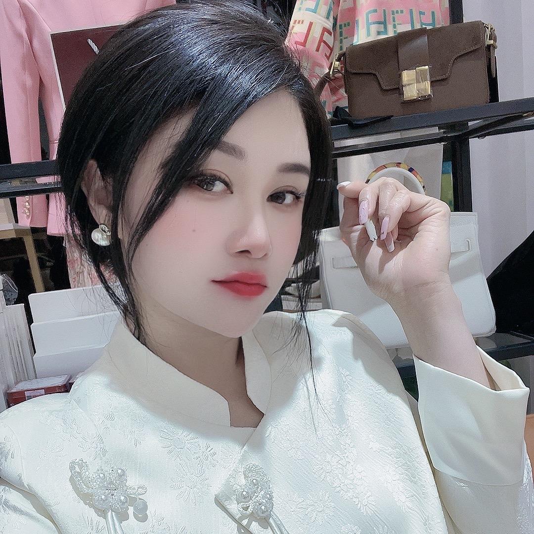 宁波市尹沐琦服装店