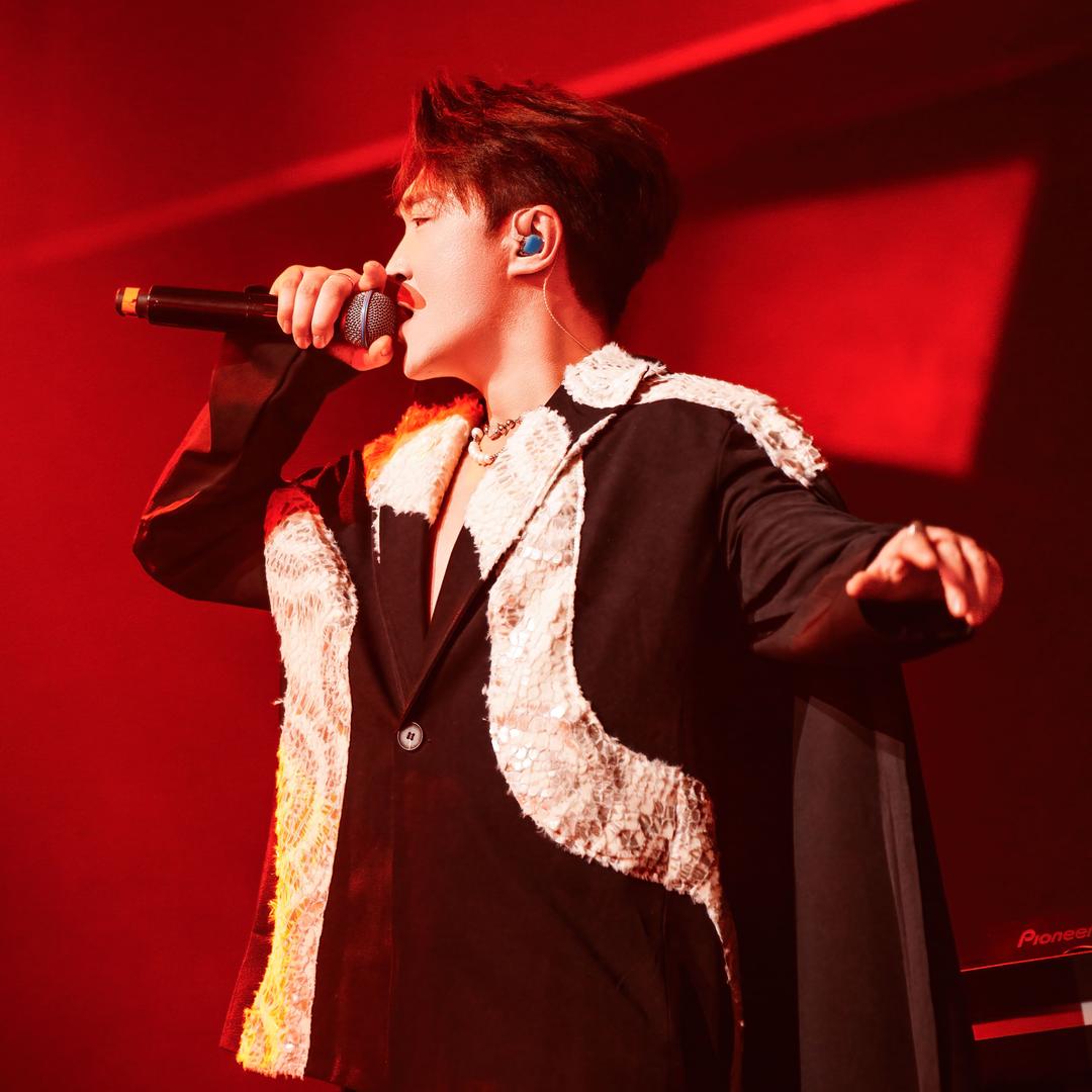 荣志刚🎤