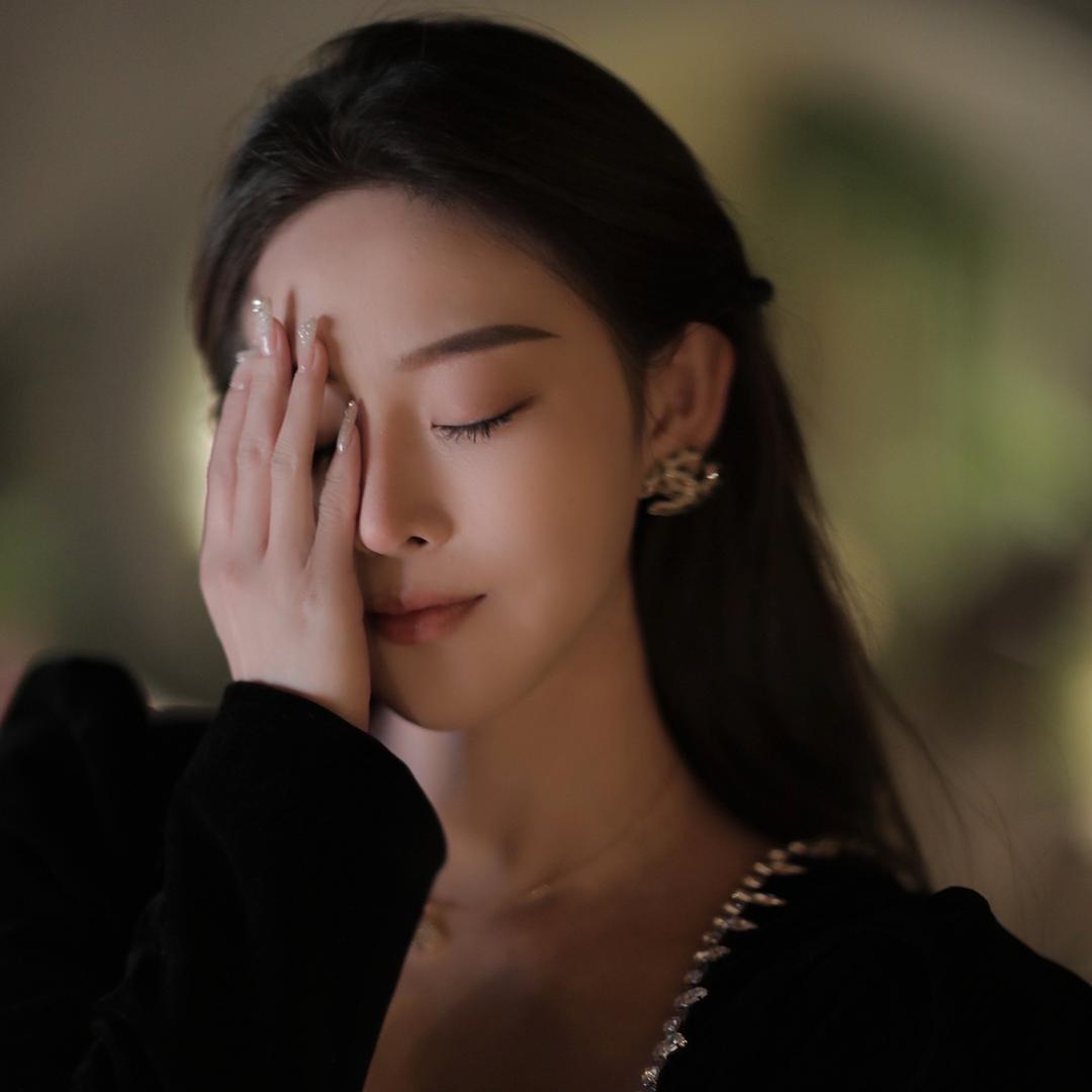 阿廉廉