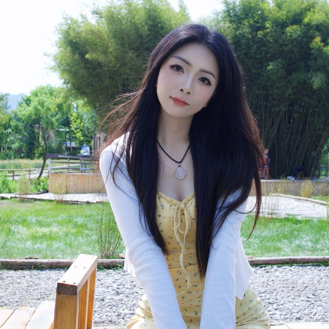 化妆🪞的杜杜 Nice me