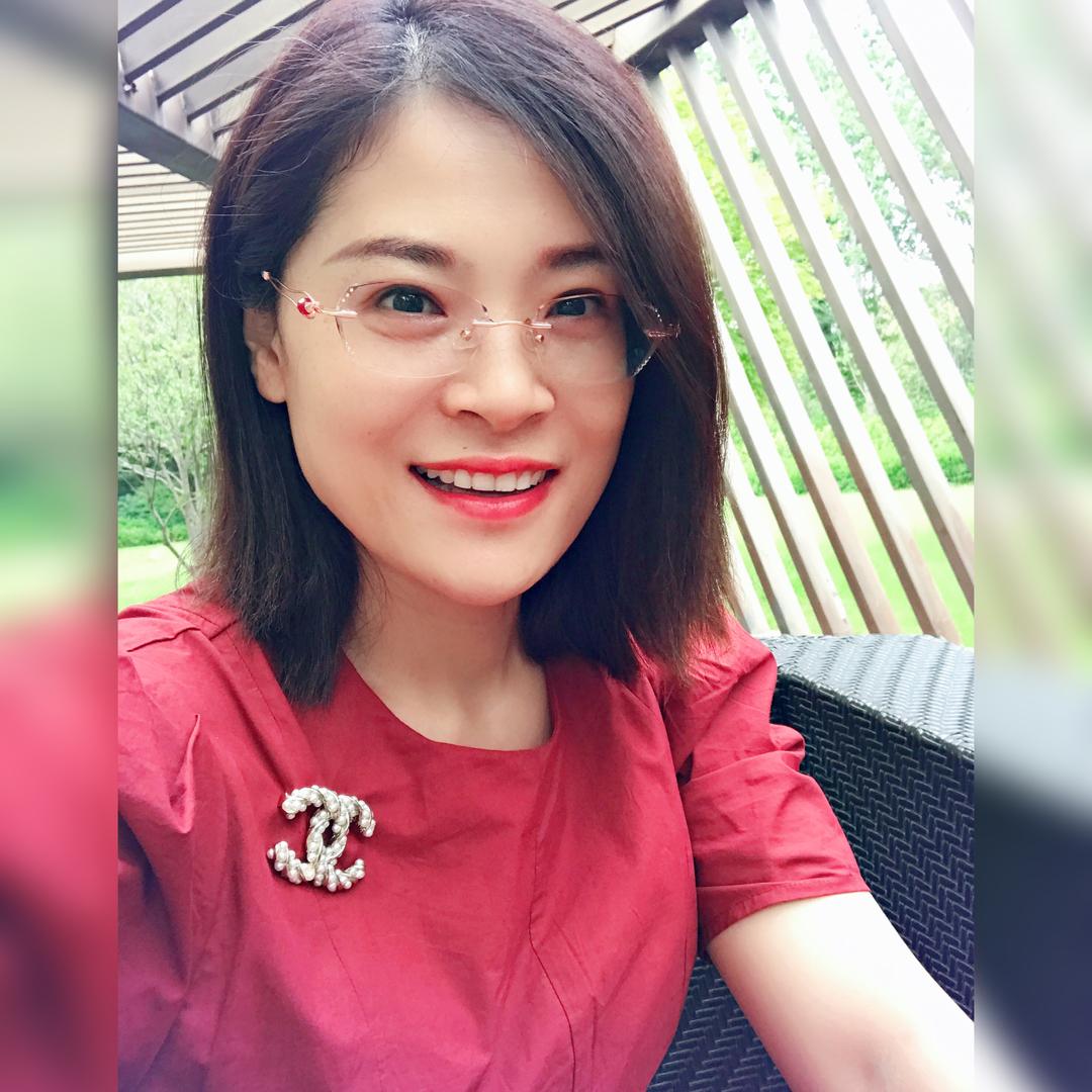 Alicia左曾