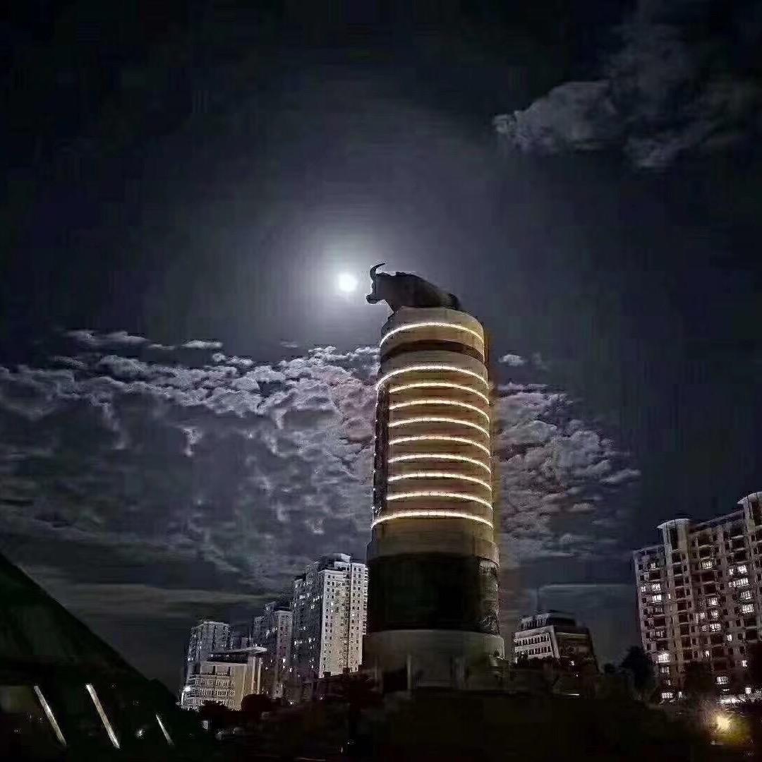 ꦿ᭄ཽ࿆烈酒敬余生ꦿ᭄࿆