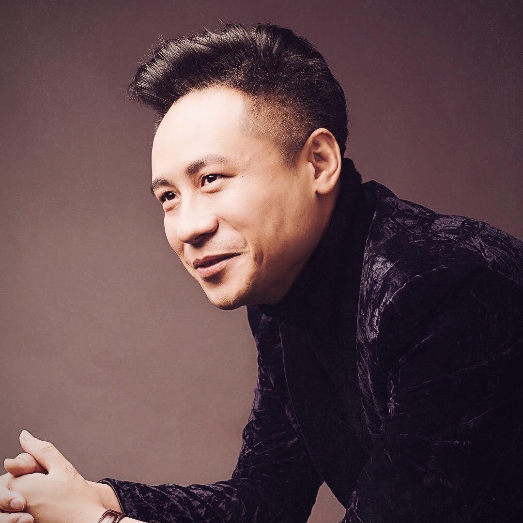 设计师  张珺