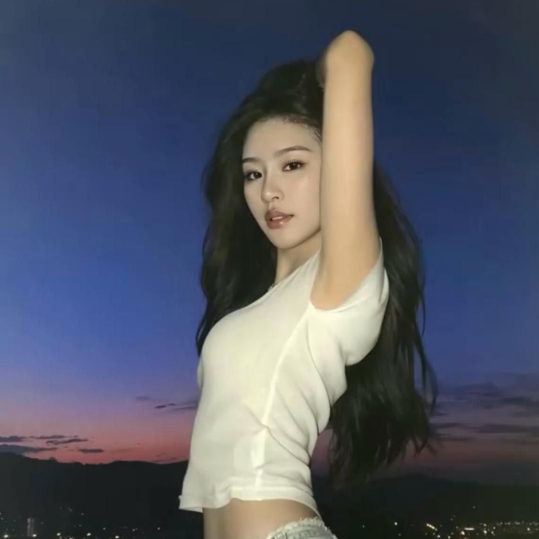 琳子.