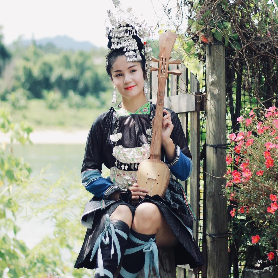 爱清 侗族