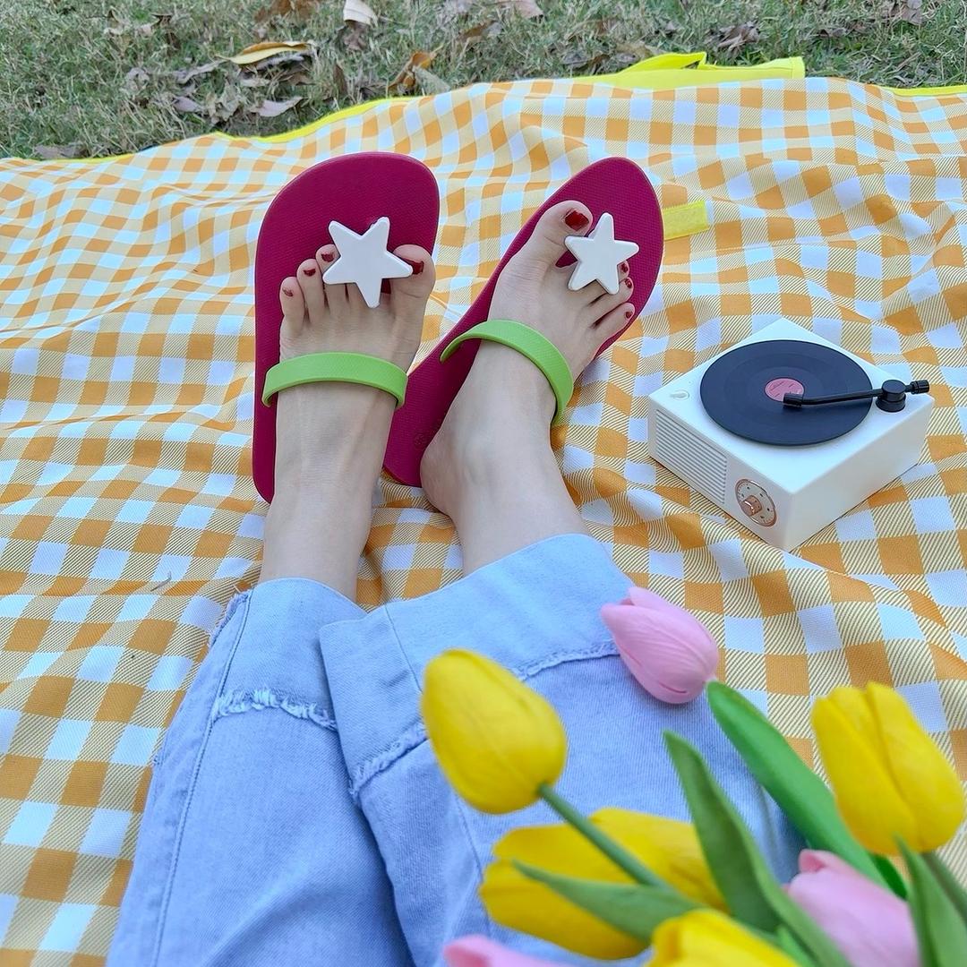 泰国YAMUU吖木拖鞋——顶顶一贸易