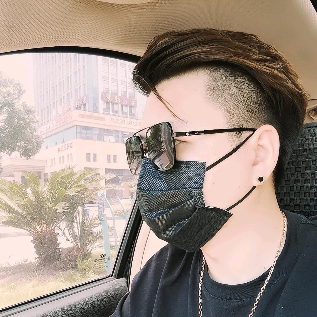 小金爱逛吃