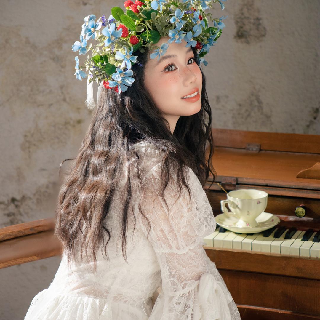 教硬笔的周老师-鹅池斋书画院(总校区)