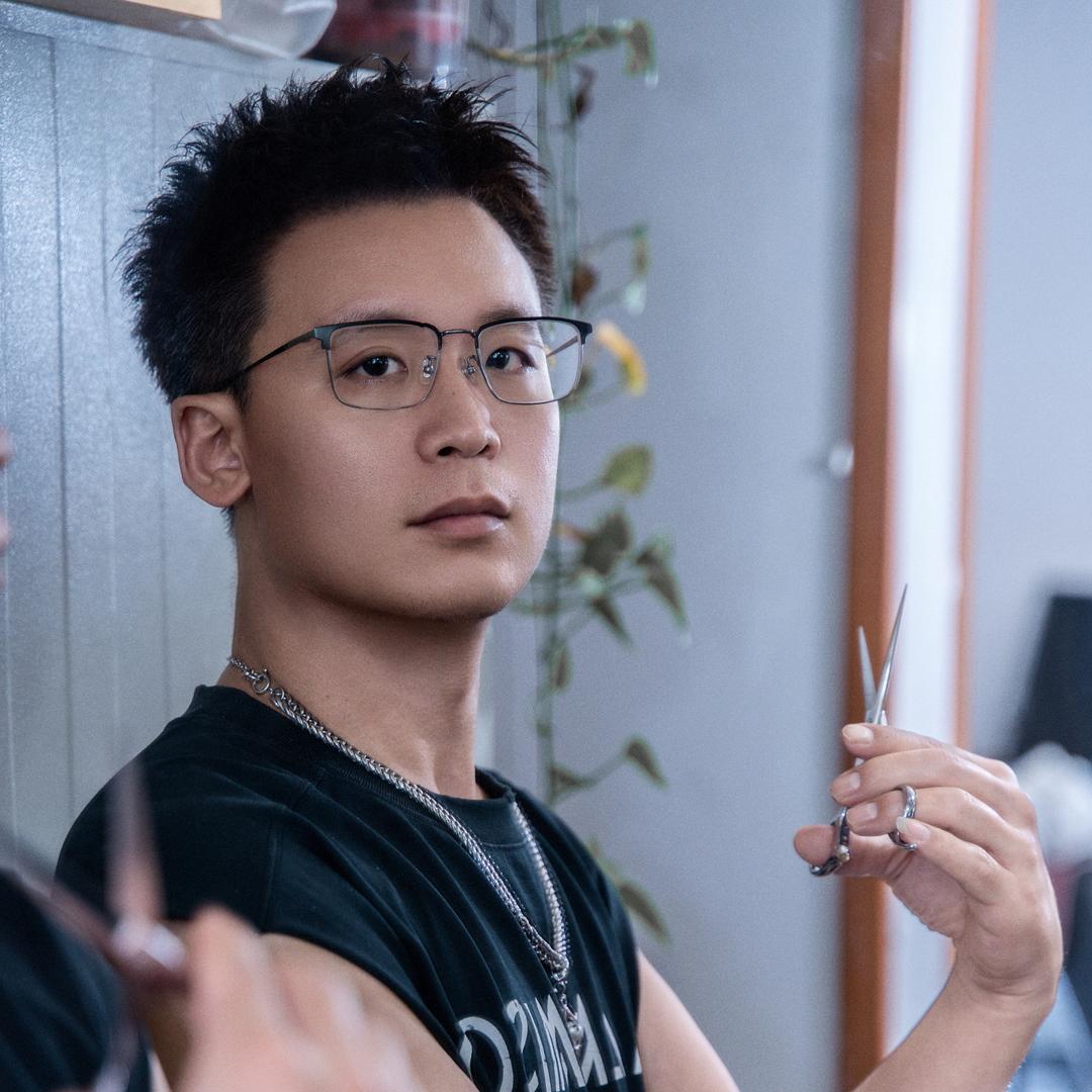 阿国烫染造型官方号