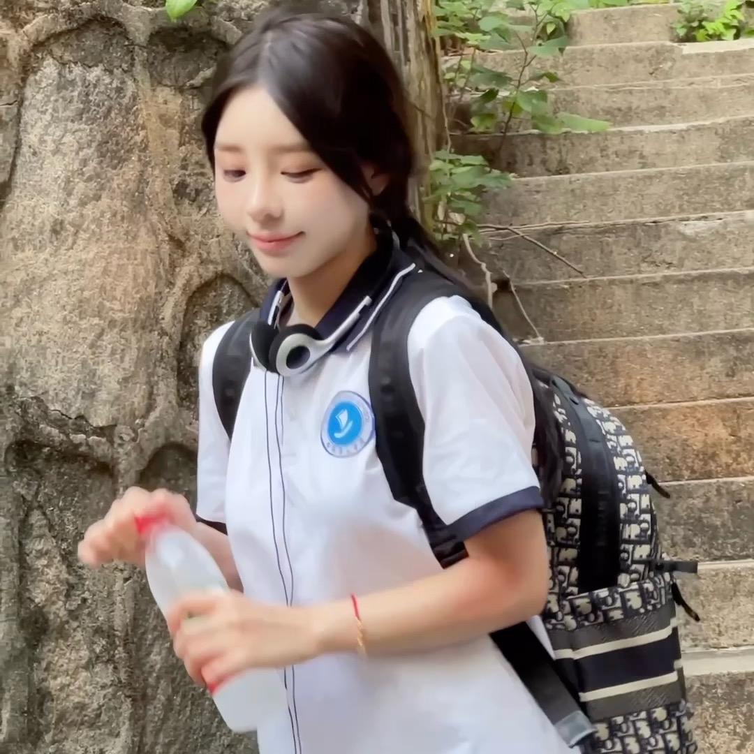 温以凡