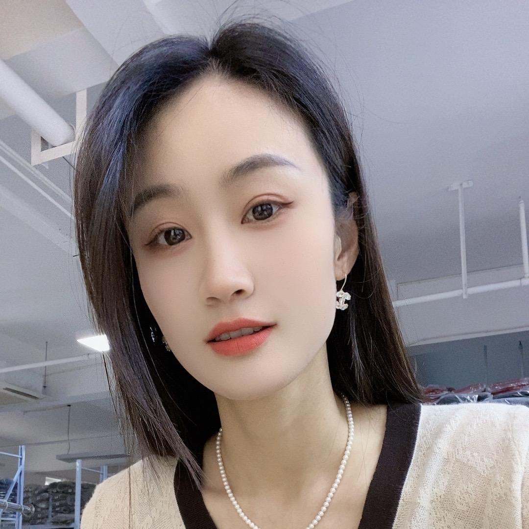 欣丝露一静静