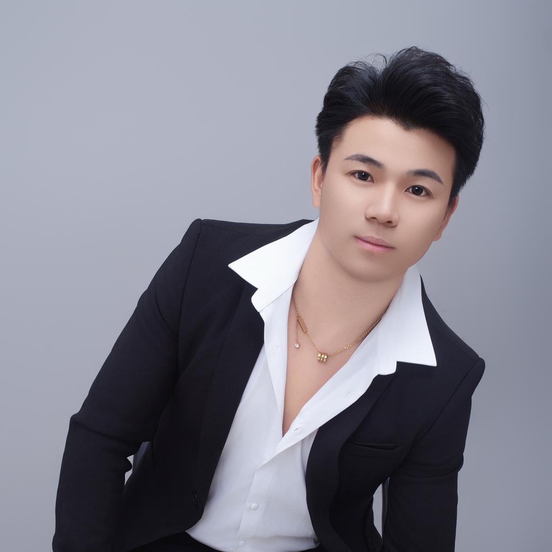 黄总没人疼蹲3小时无人管【大飞表弟】