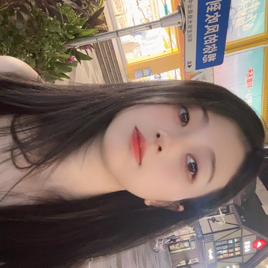 活泼小萝莉