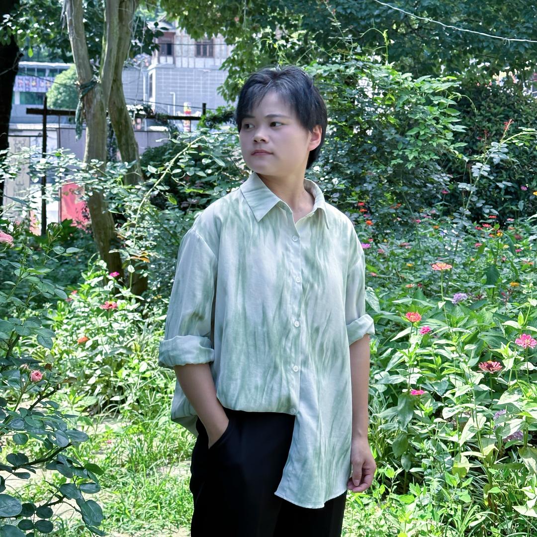 帅气的许梦琦同学