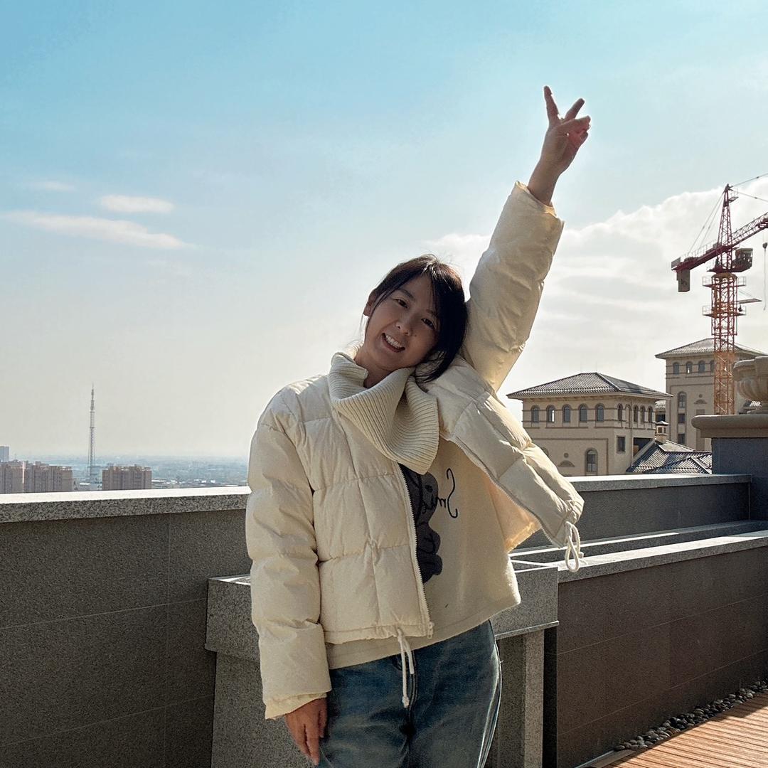 餐饮小白兔小姐