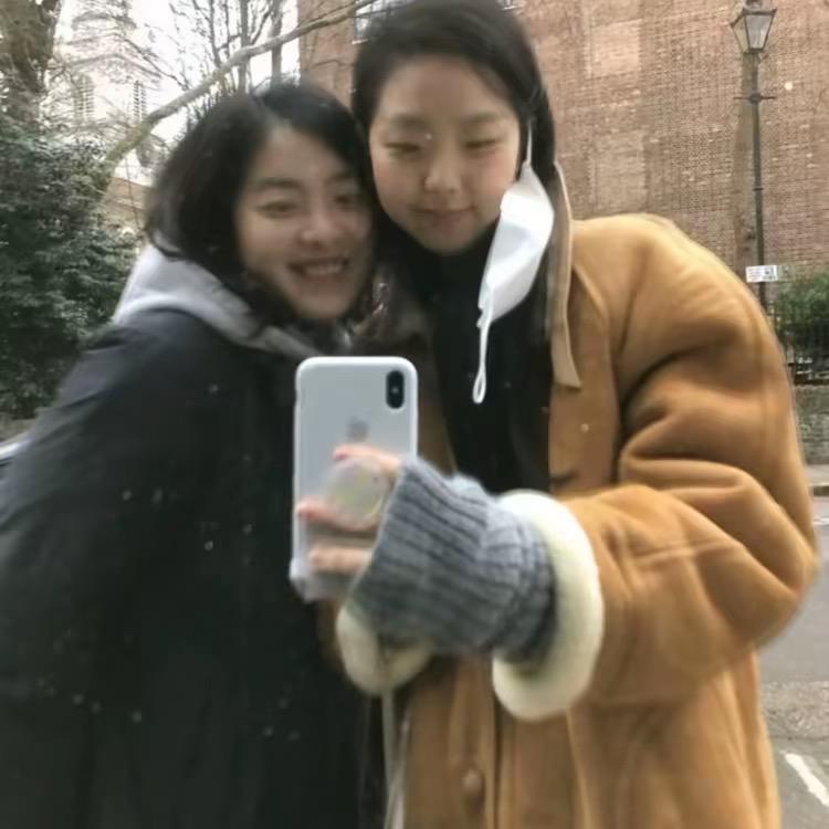 鱼鱼.