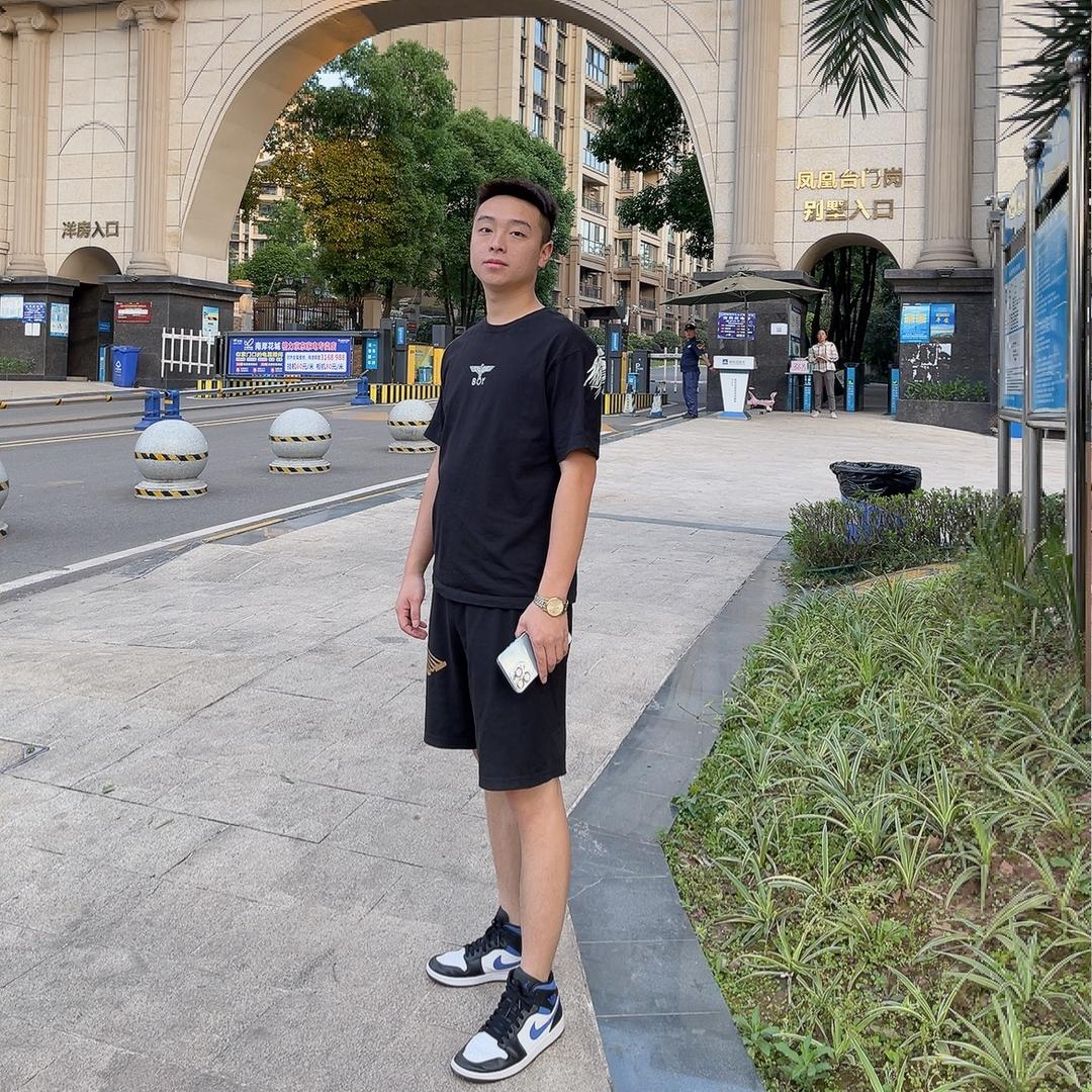 泸州汪大门（户外直播）