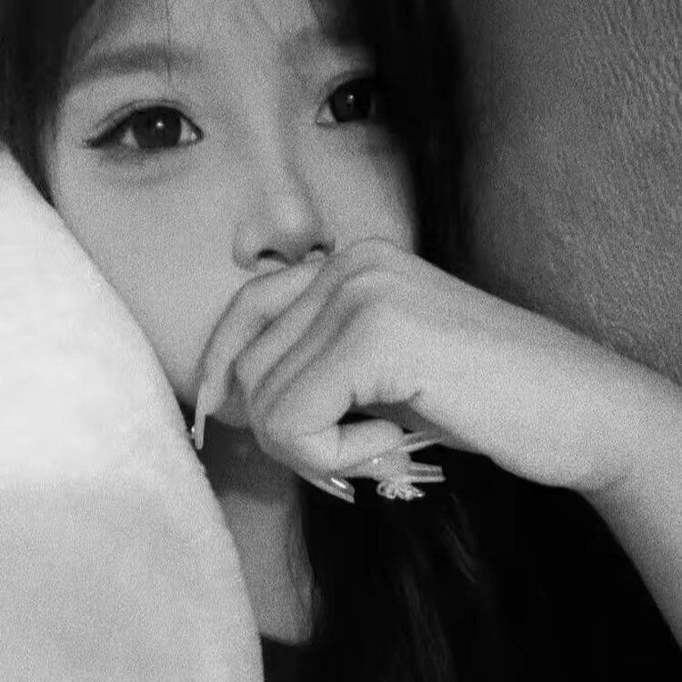 Yy🥀