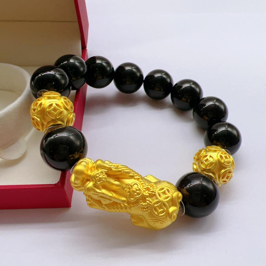 深圳市彩尊珠宝甄选