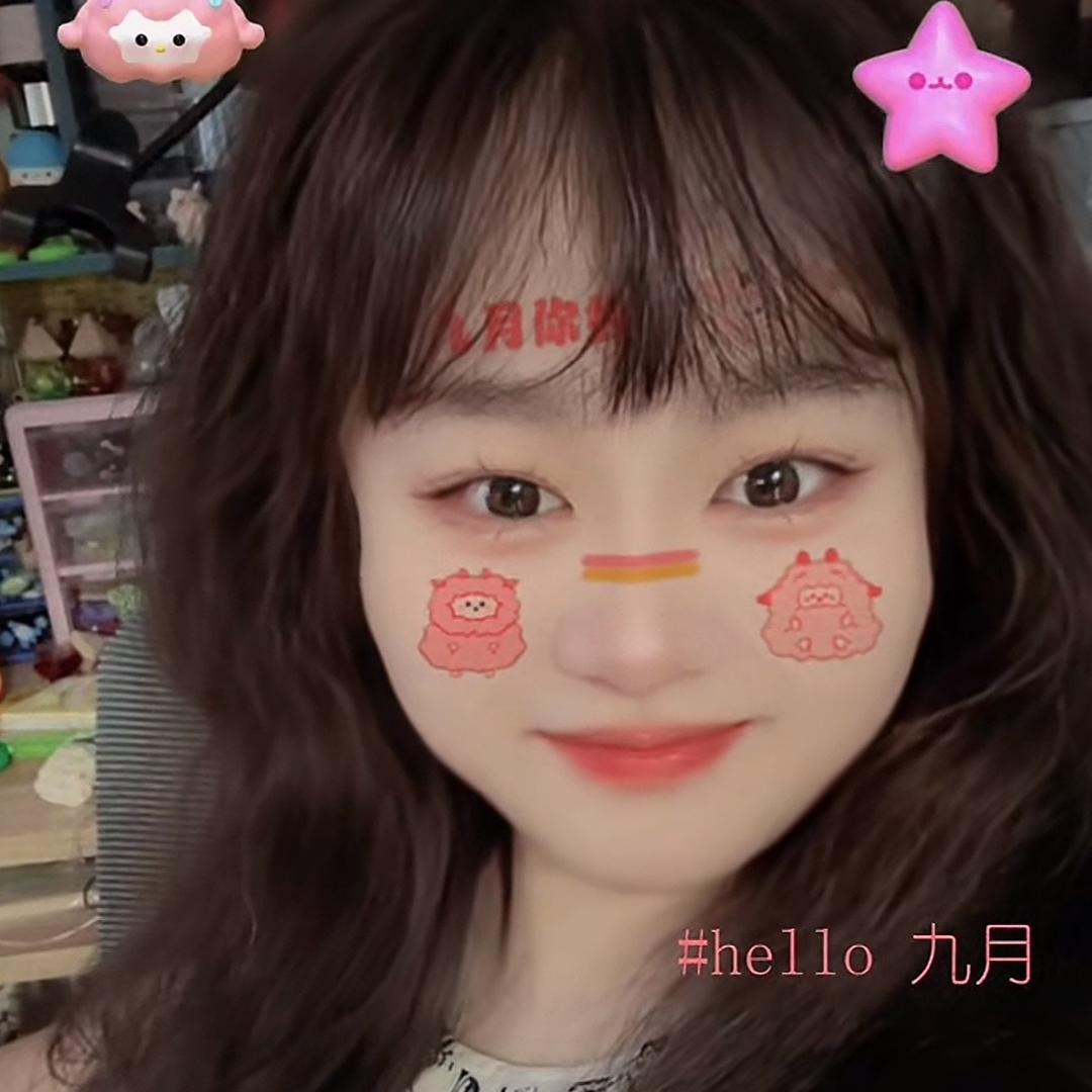 开逸动的小薇薇