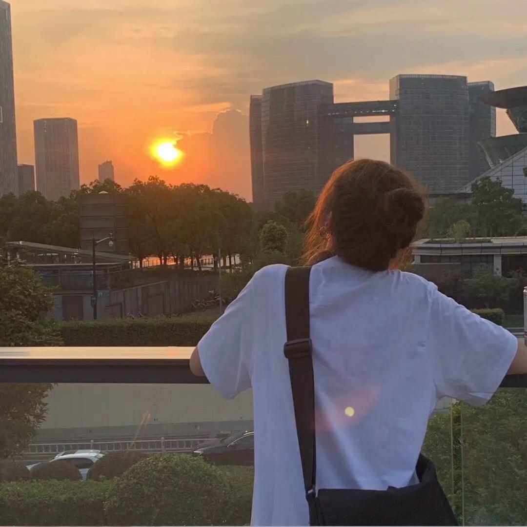 牵着小熊去见你ᥫᩣ