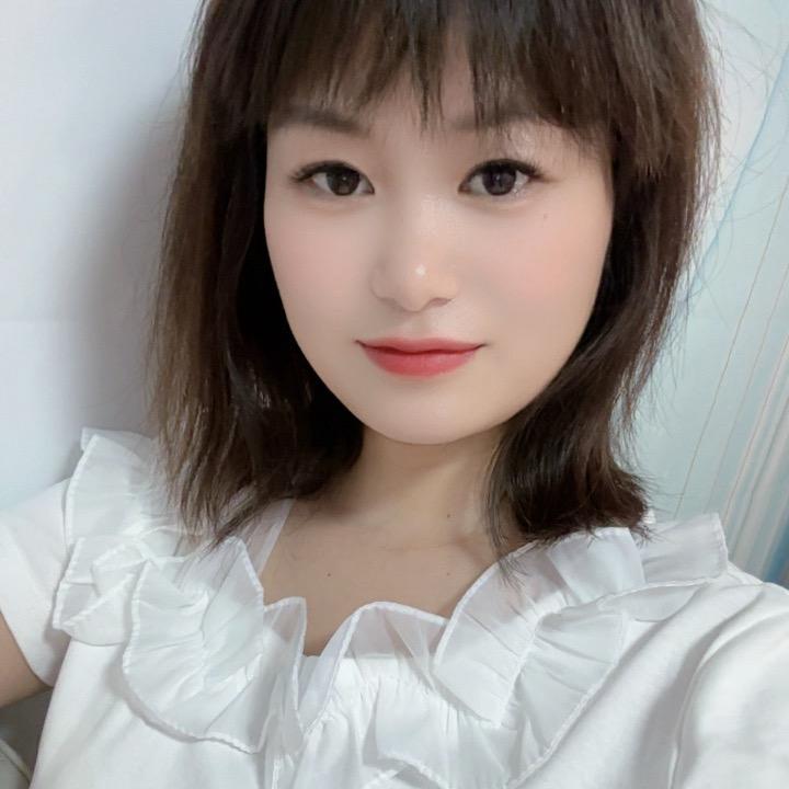 娜娜👑