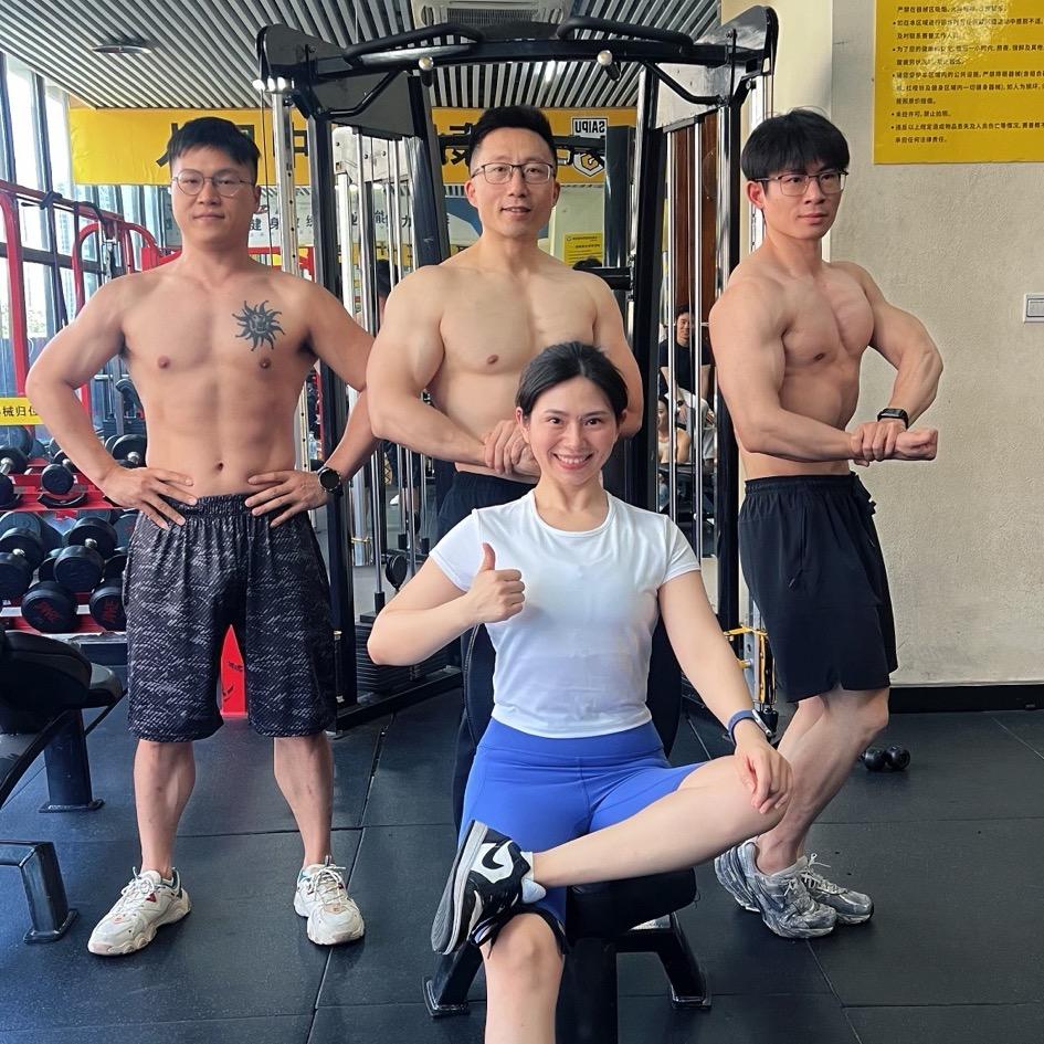 停不下来的官大大