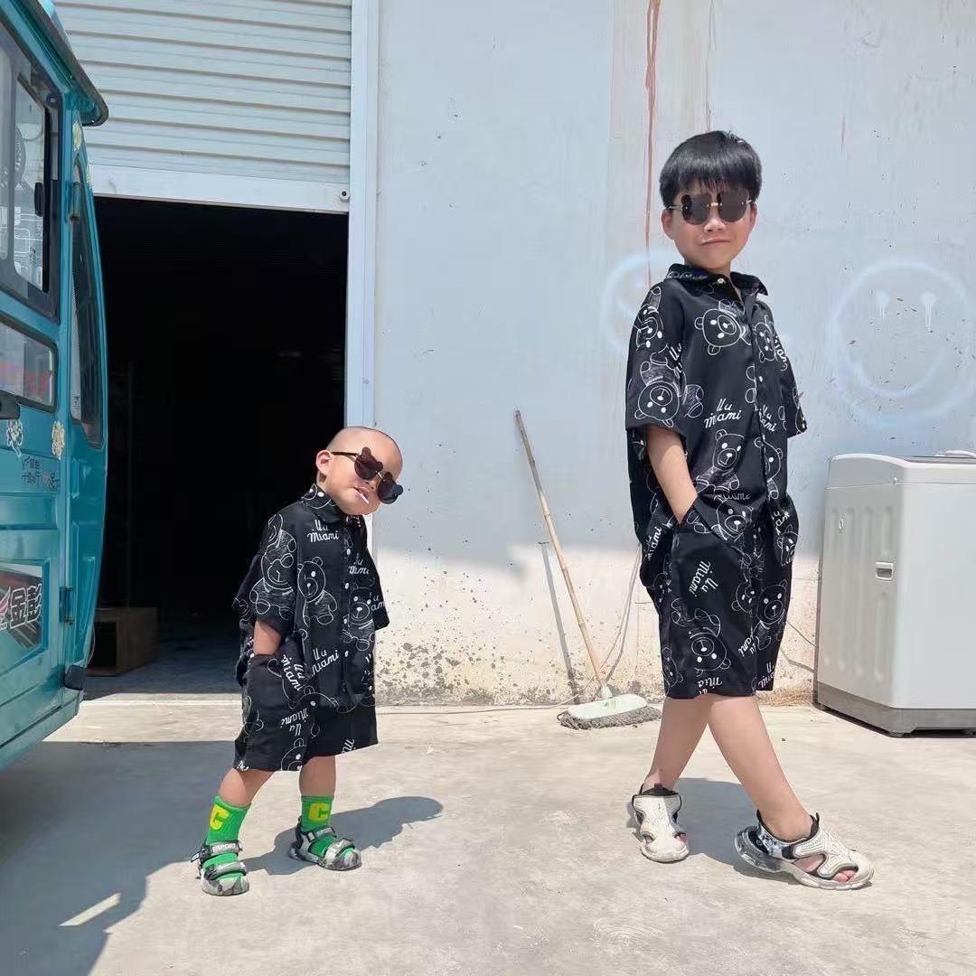 小 凤