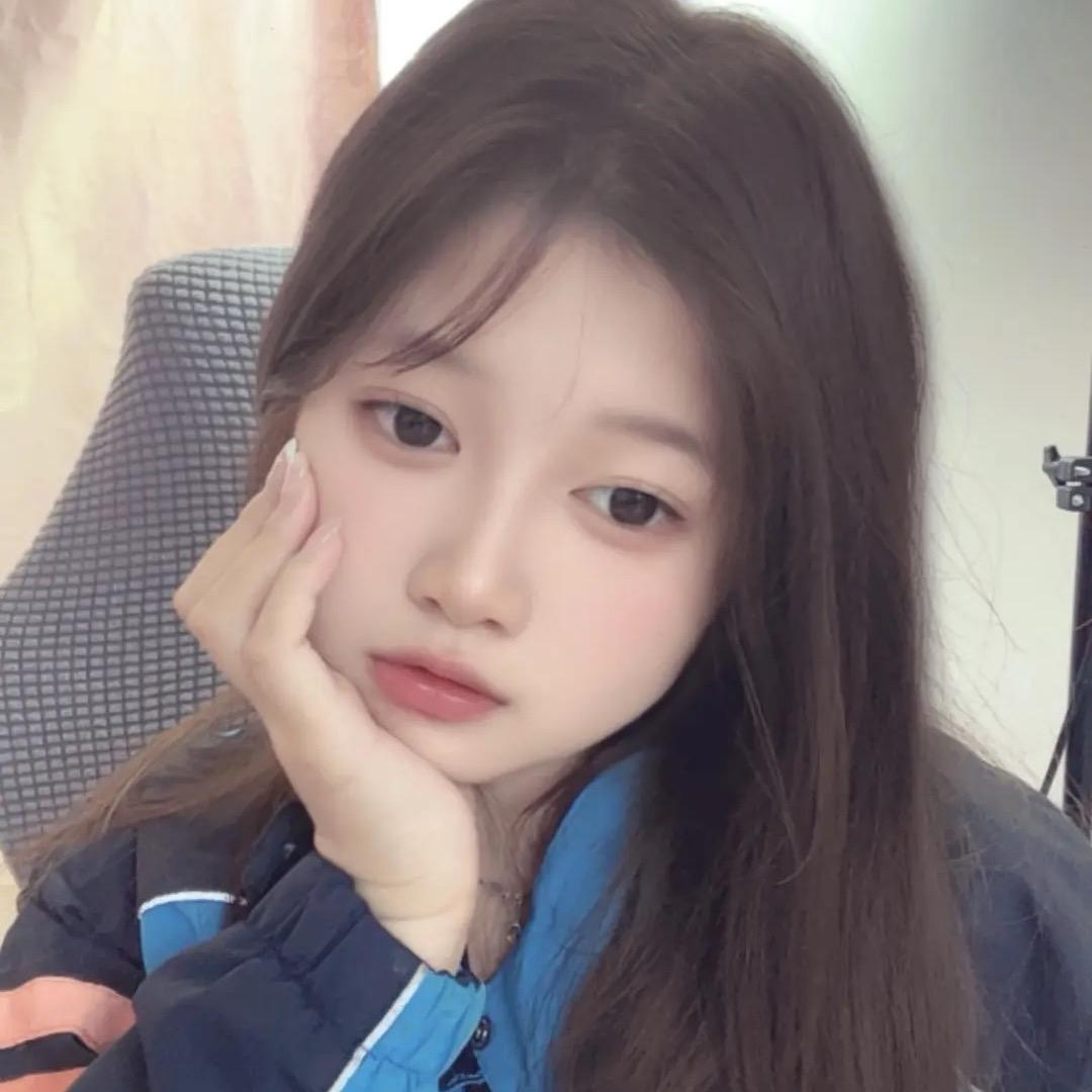 琳宝💞 （希望这周展馆变成展人馆）😘