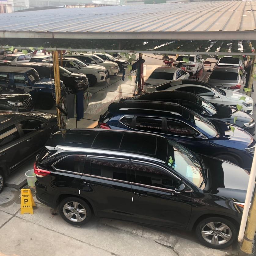 重庆黑北汽车