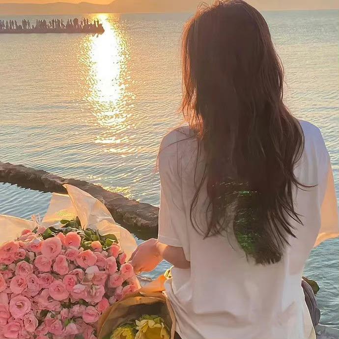 恬玥轻奢女装