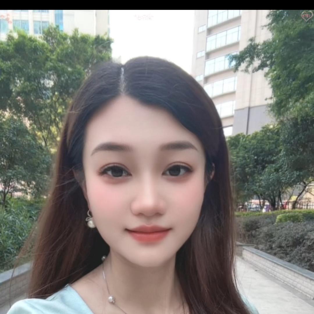 佳儿(单亲妈妈)生病休息中