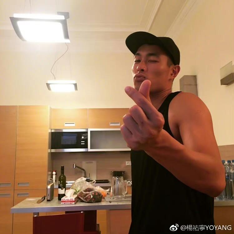 蜜桃乌龙茶
