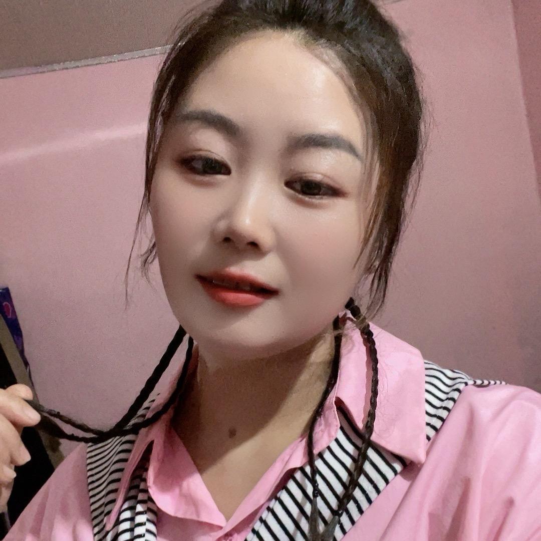 @莉