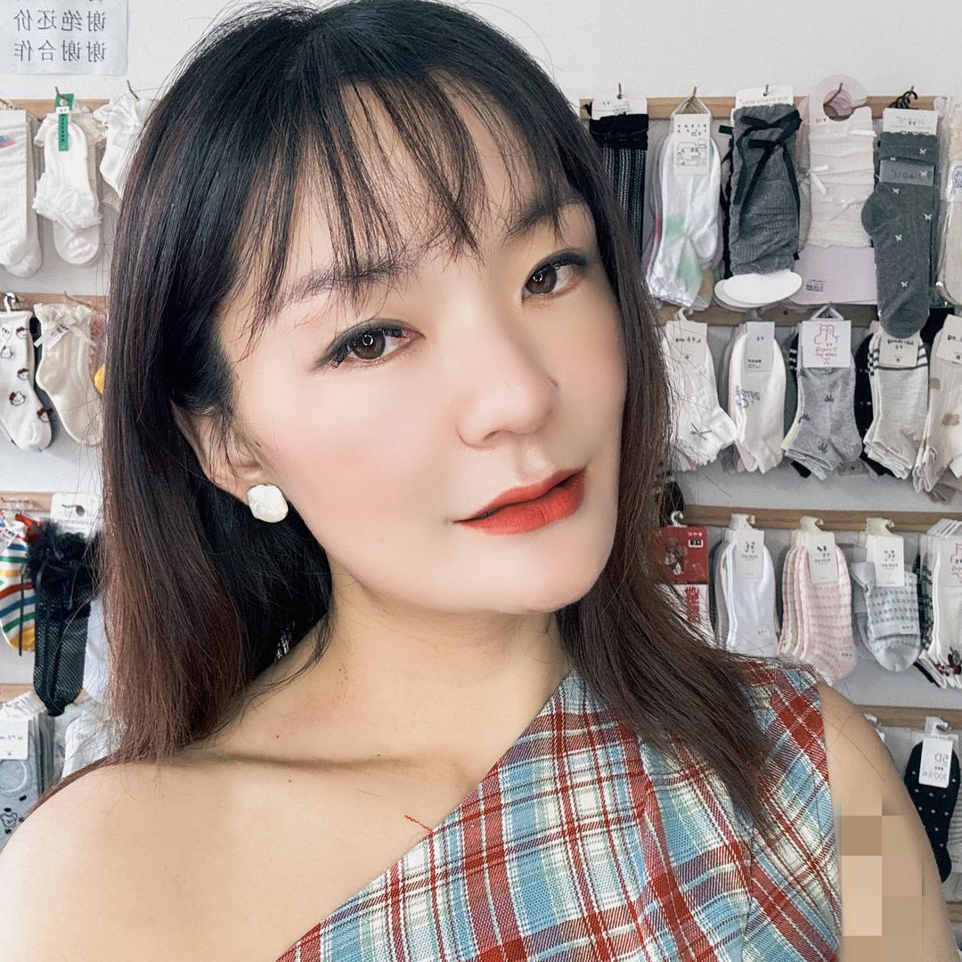 甜甜袜子内衣官方号