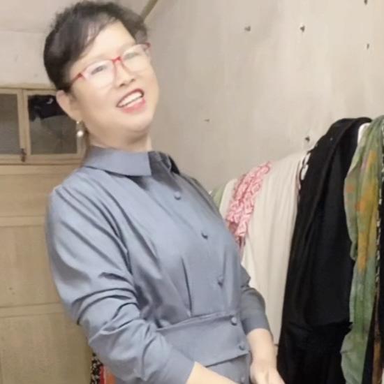 瑞金市朱瑞红服装定制店
